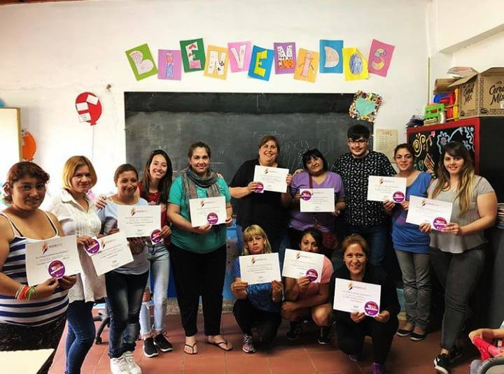 Sumate al equipo de voluntarios de Asociación Civil Mujeres 2000 
