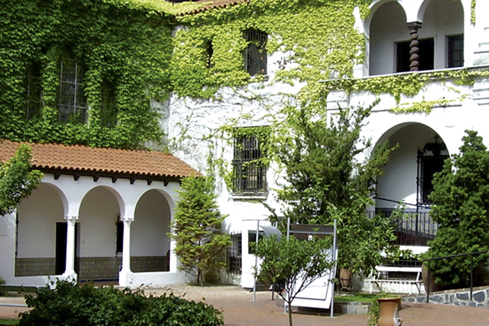 El Museo Fernández Blanco reabre los jardines del Palacio Noel