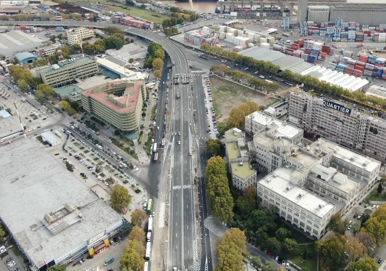 Un recorrido desde el aire y por adentro del Paseo del Bajo