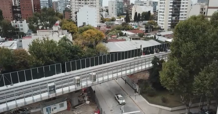 Viaducto Mitre: la calle Olazábal sin barreras en Belgrano, desde un drone