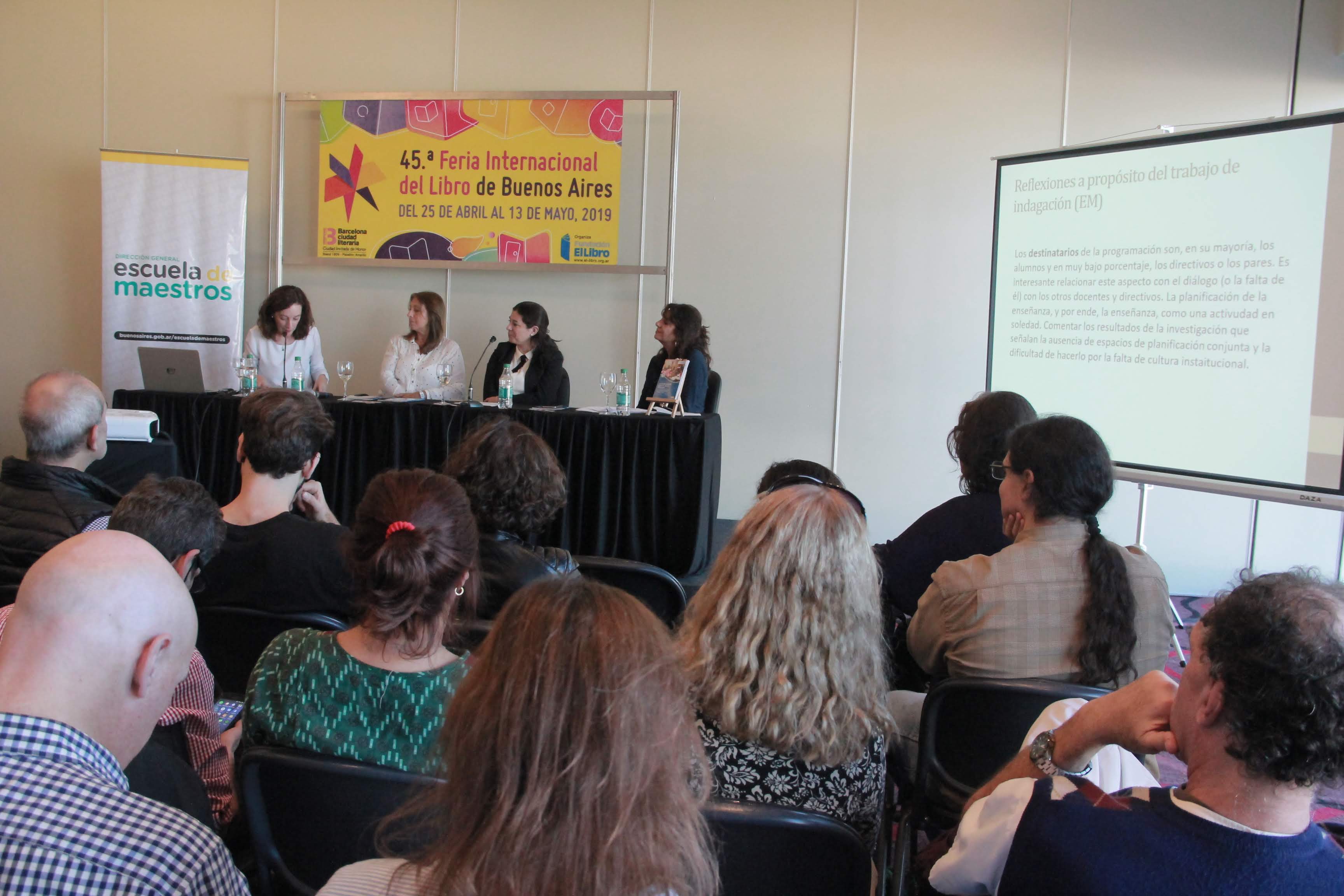 Presentamos «Documentos de investigación» en la Feria del Libro