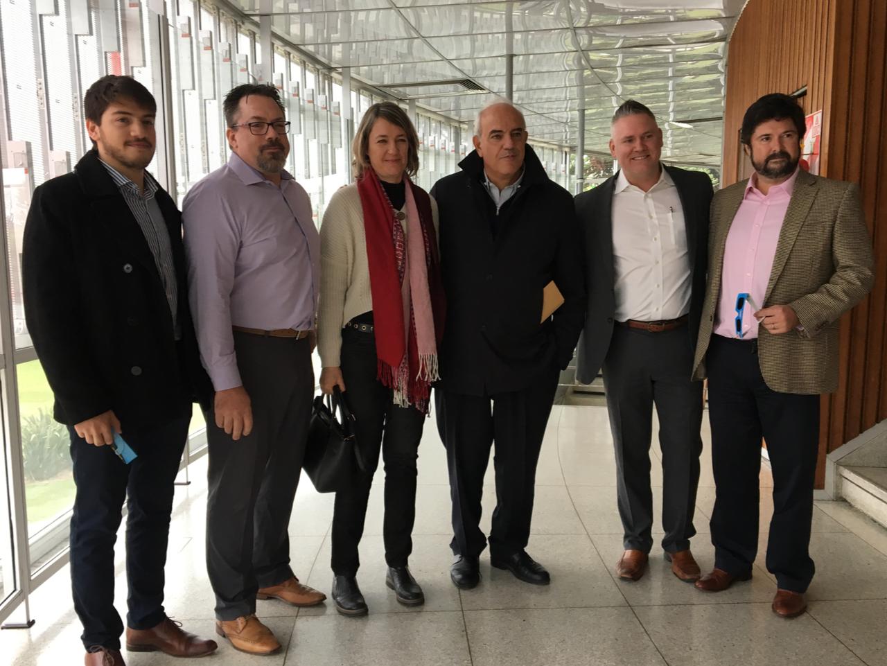 Se entregaron 15 mil anteojos aptos para ver el eclipse