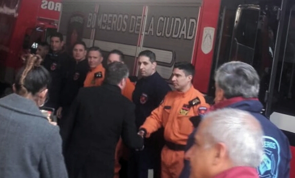 D’ Alessandro reconoció a Bomberos del GER y de la Estación VI por su intervención en dos incendios con personas atrapadas