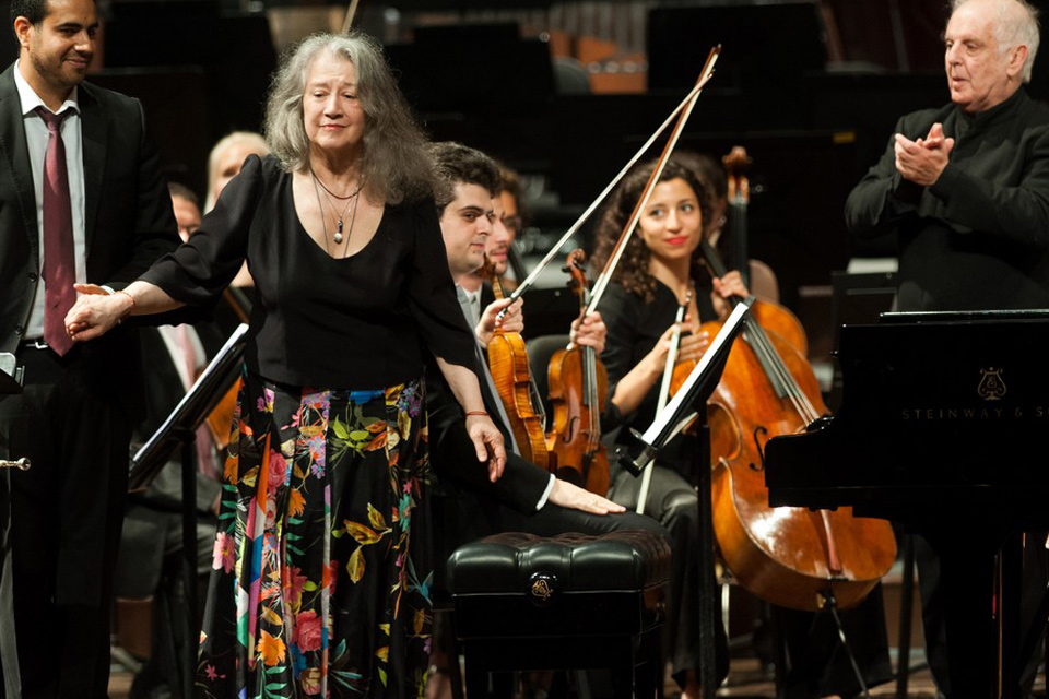 Transmitimos el concierto de la Orquesta Filarmónica de Israel con Martha Argerich