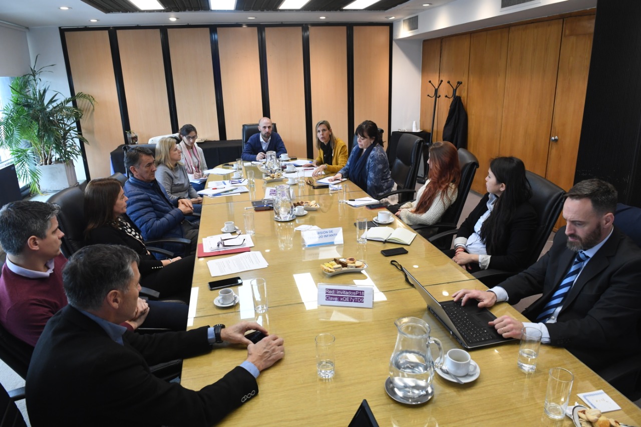 Autoridades de las carteras laborales se reúnen para avanzar en políticas comunes