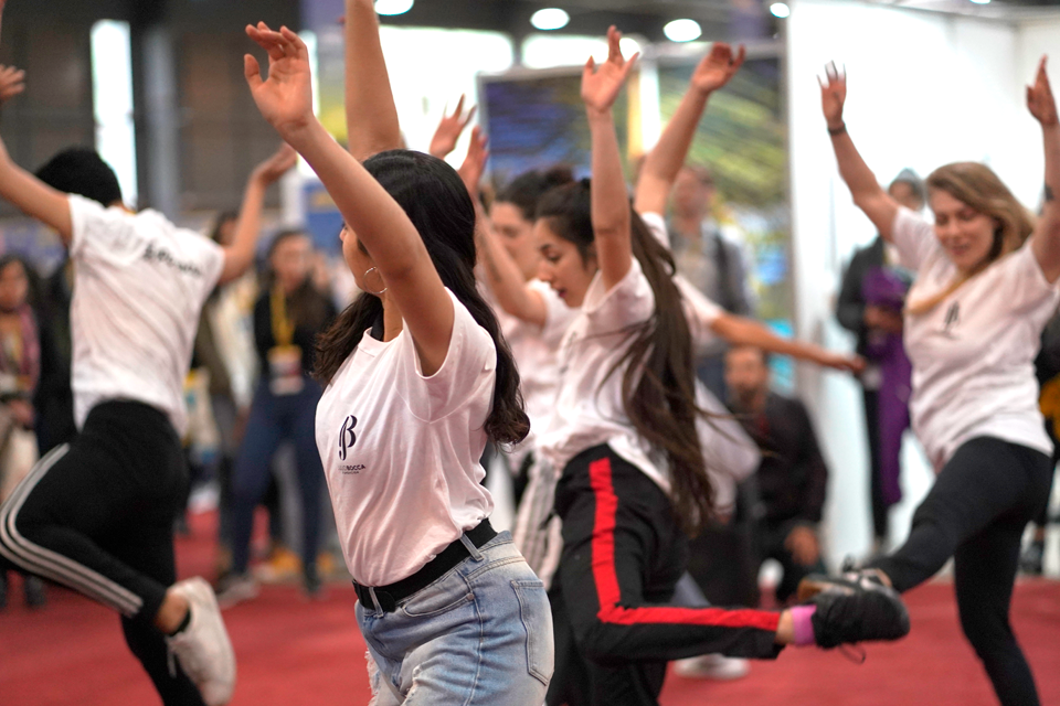 Potenciamos el talento artístico de los jóvenes con 20 becas de formación.