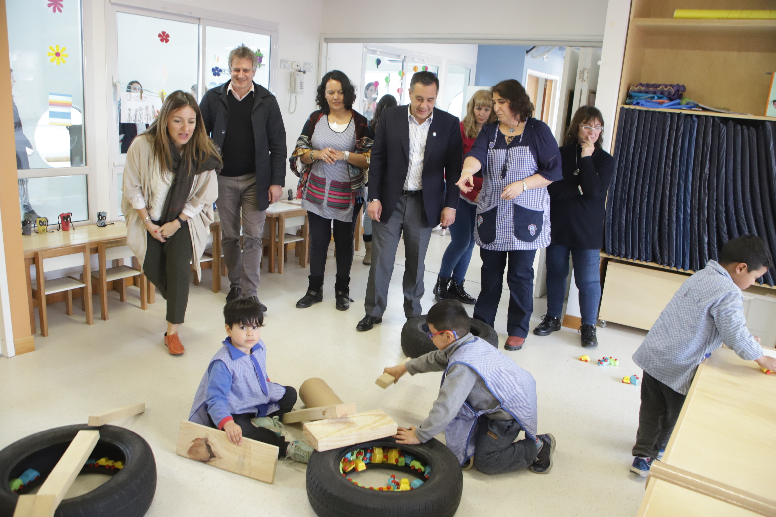 Felipe Miguel recorrió el  nuevo Jardín de Infantes Integral Nº16