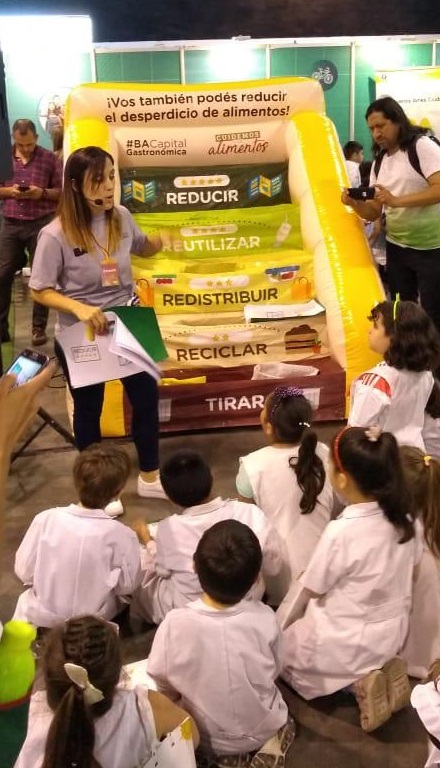 El Programa Cuidemos los Alimentos estuvo presente en la feria INNOVA