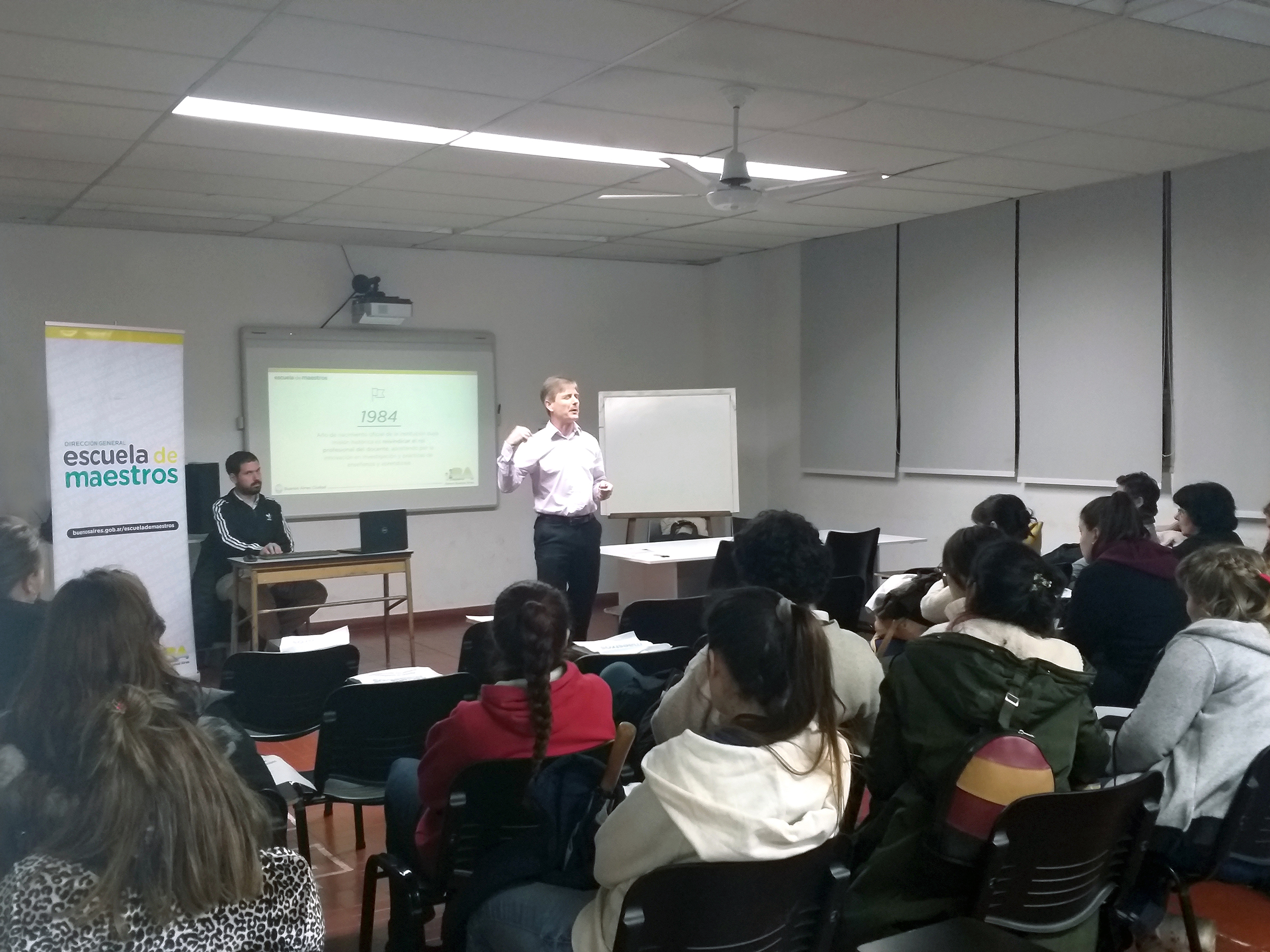 Escuela de Maestros presente en los Profesorados