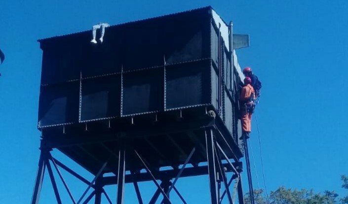 Los Bomberos rescataron a una joven que quiso quitarse la vida