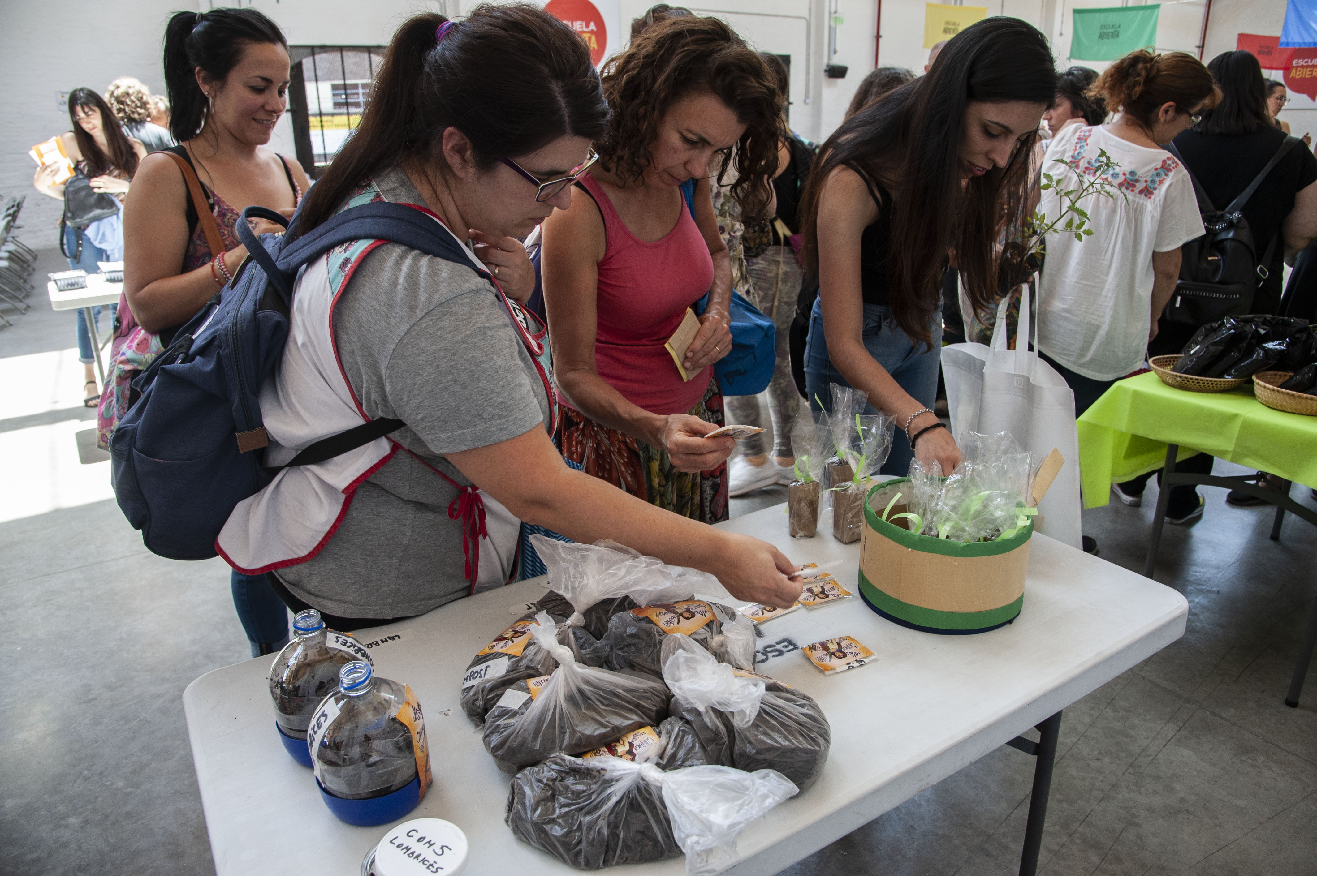 Las escuelas intercambiaron semillas, experiencias y proyectos