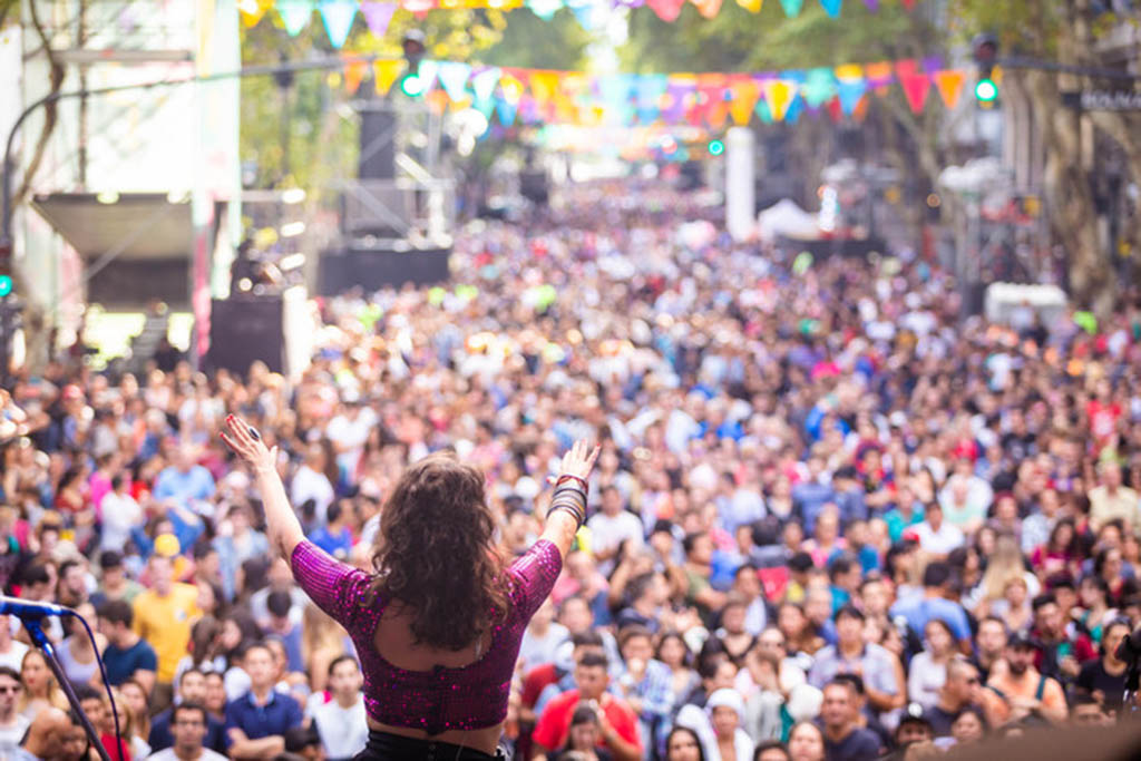 Gran cierre del Carnaval Porteño en la Avenida de Mayo