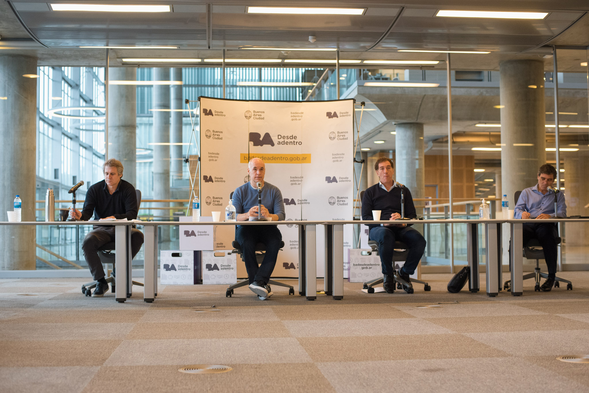 El Gobierno porteño realizó una reunión de gabinete en formato virtual