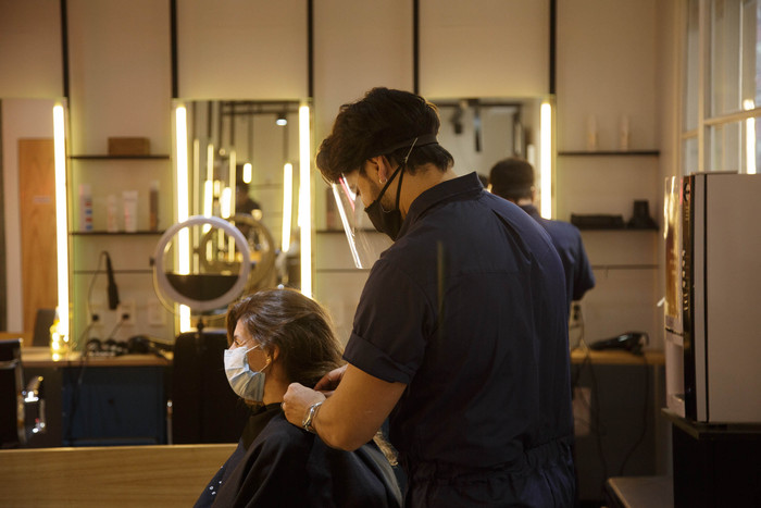 Peluquerías de la Ciudad: consejos para ir a cortarse el pelo tras la reapertura de los locales