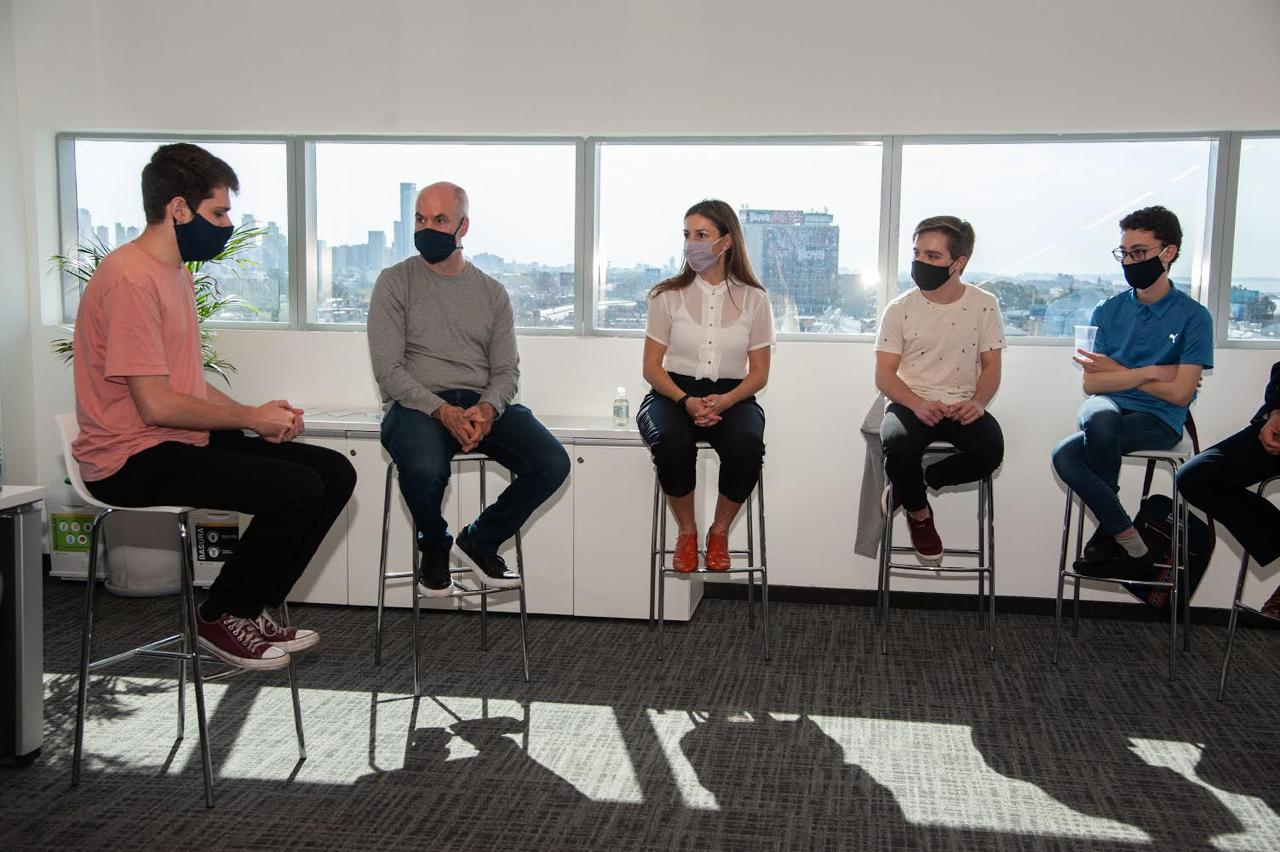 Rodríguez Larreta y Acuña se reunieron con alumnos que participaron de la 61° Olimpíada Internacional de Matemática