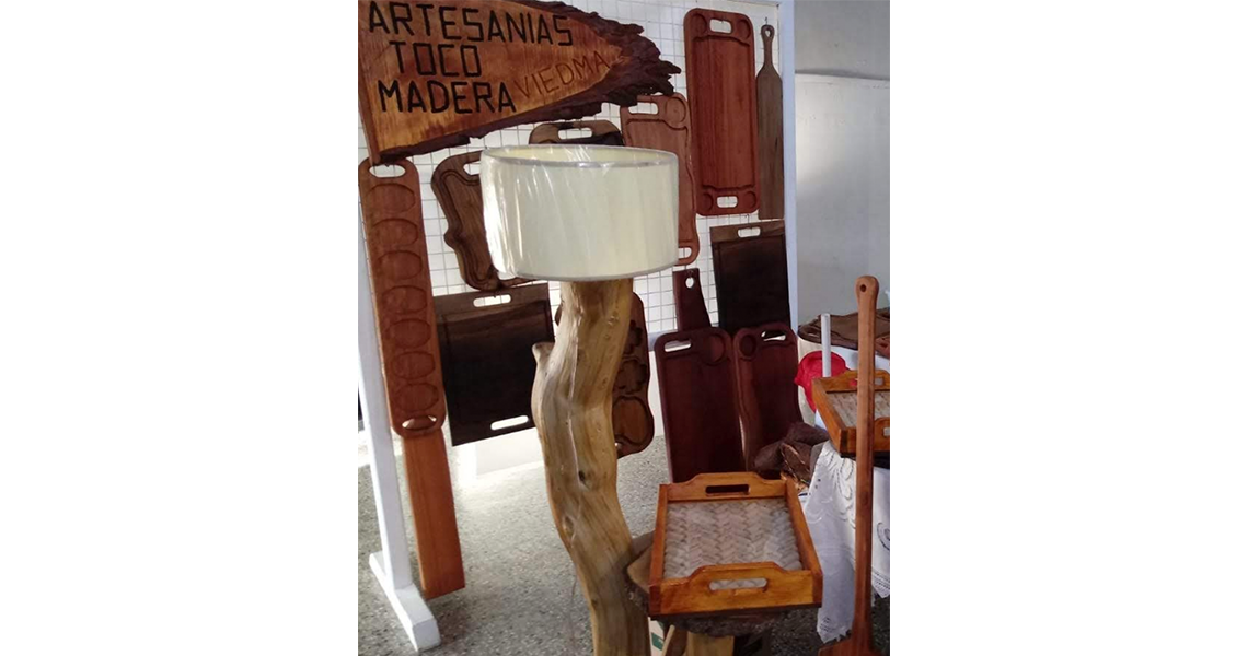 Artesanías toco madera viedma