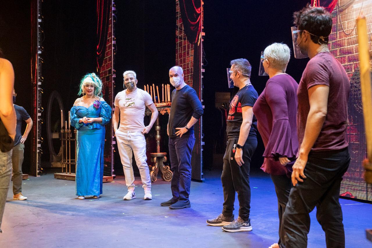 Rodríguez Larreta visitó el Teatro Broadway