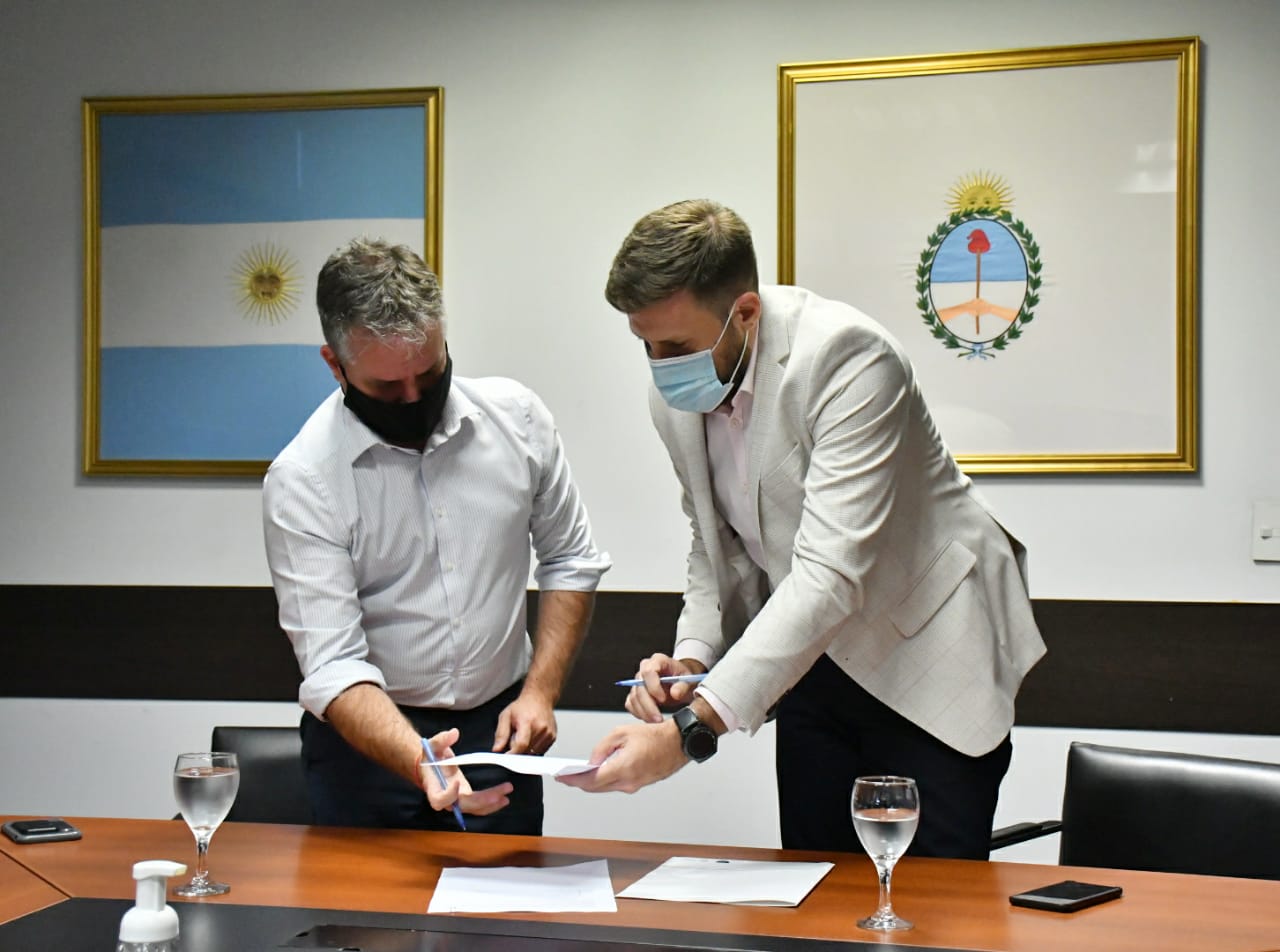 El Ministerio de Justicia y Seguridad firmó un acuerdo con Grooming Argentina