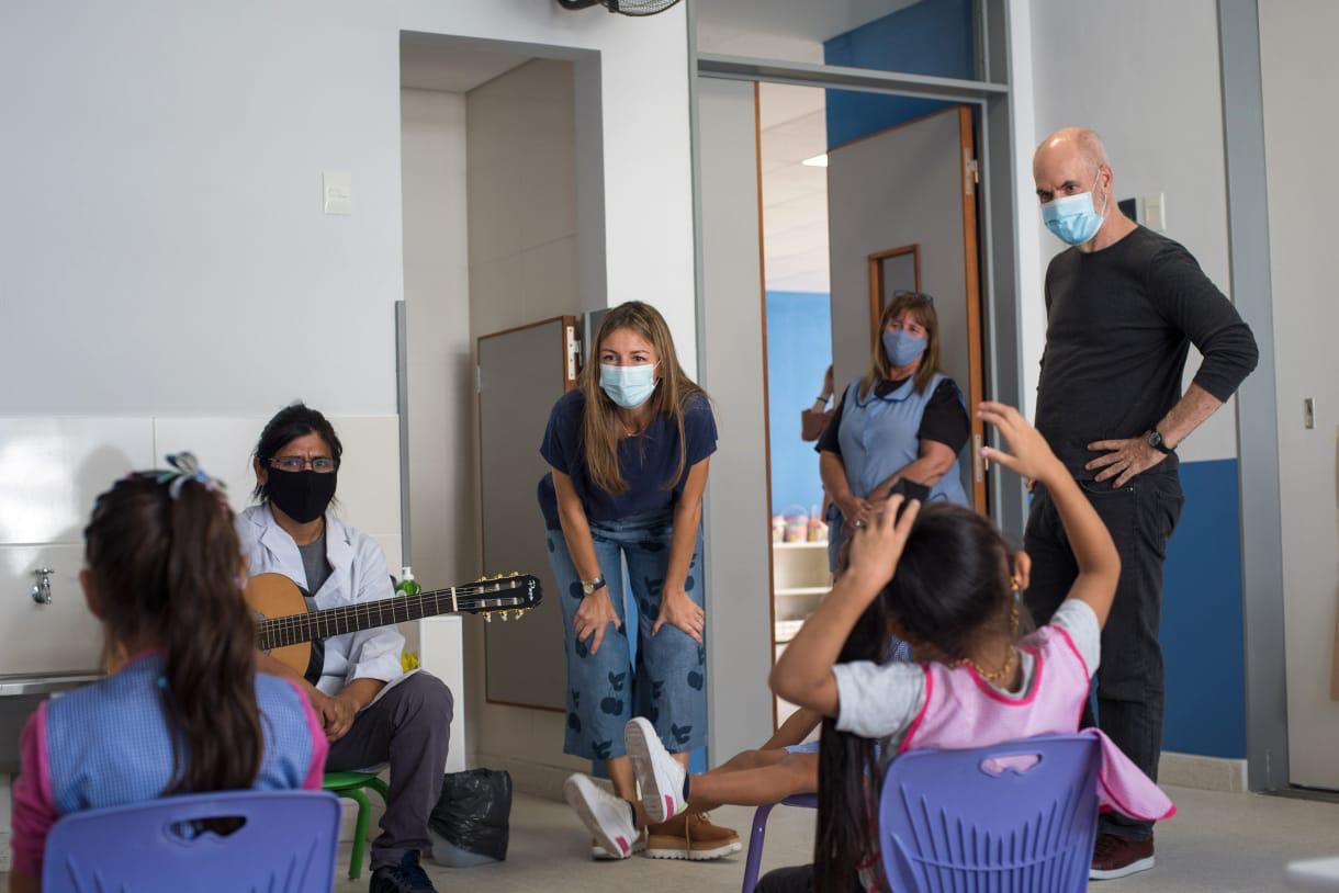 Rodríguez Larreta y Acuña visitaron el Jardín de Infantes N°19 D.E. 5 de Parque Patricios