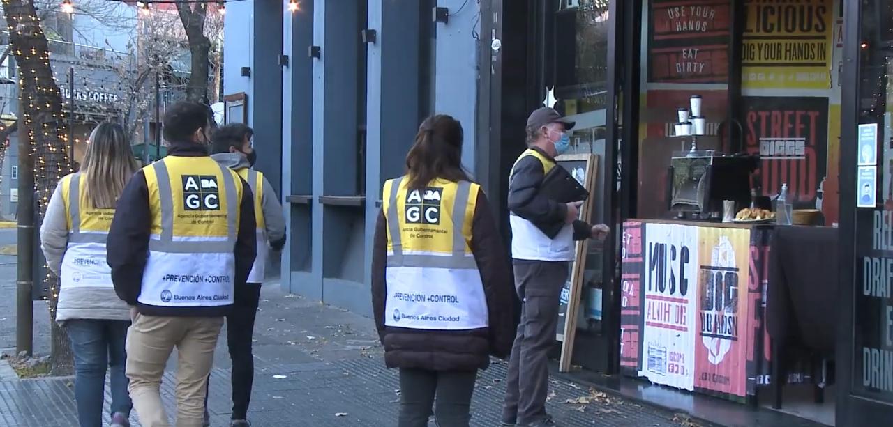 El Gobierno porteño continúa con los controles en comercios, bares y restoranes