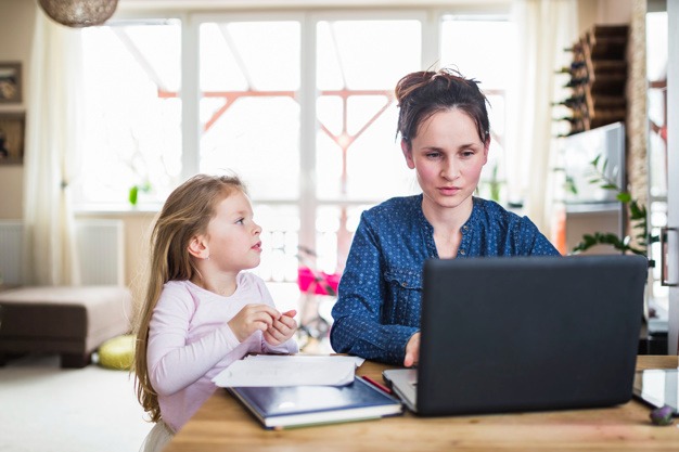 Jornada de discusión "Familia Joven y Universidad: ¿un proyecto posible?"