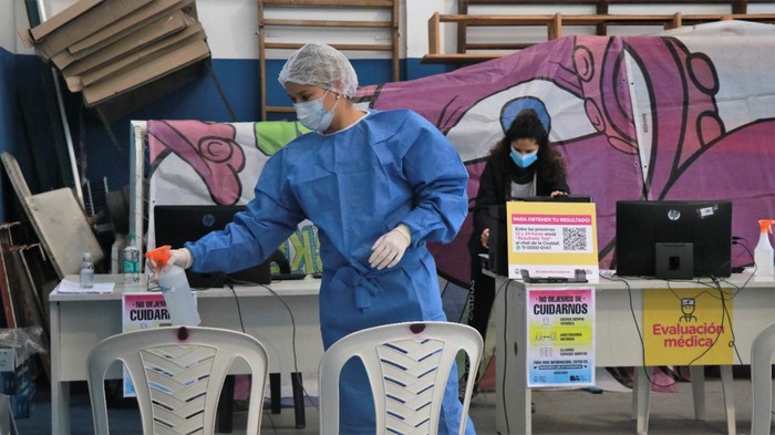 El Gobierno porteño abre nuevos centros de testeo para turistas nacionales que viajen en las vacaciones de invierno
