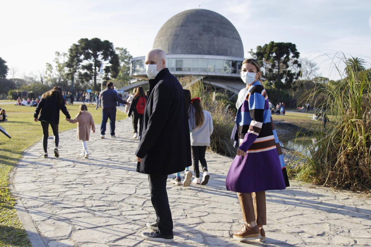 Rodríguez Larreta visitó el Planetario, que tiene funciones especiales para los chicos durante las vacaciones de invierno 