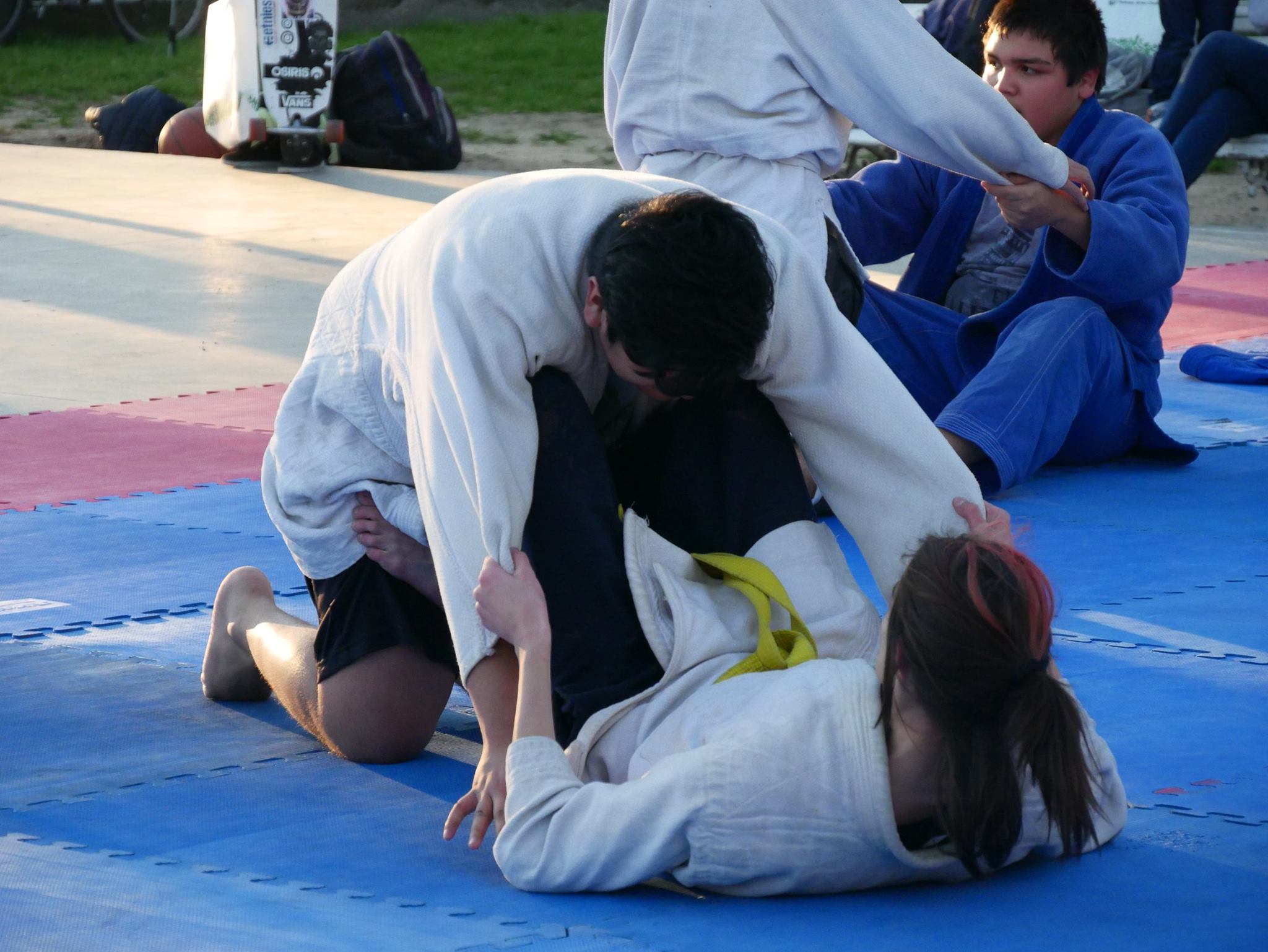 Nuevas medidas para la práctica deportiva en natatorios y en espacios cerrados