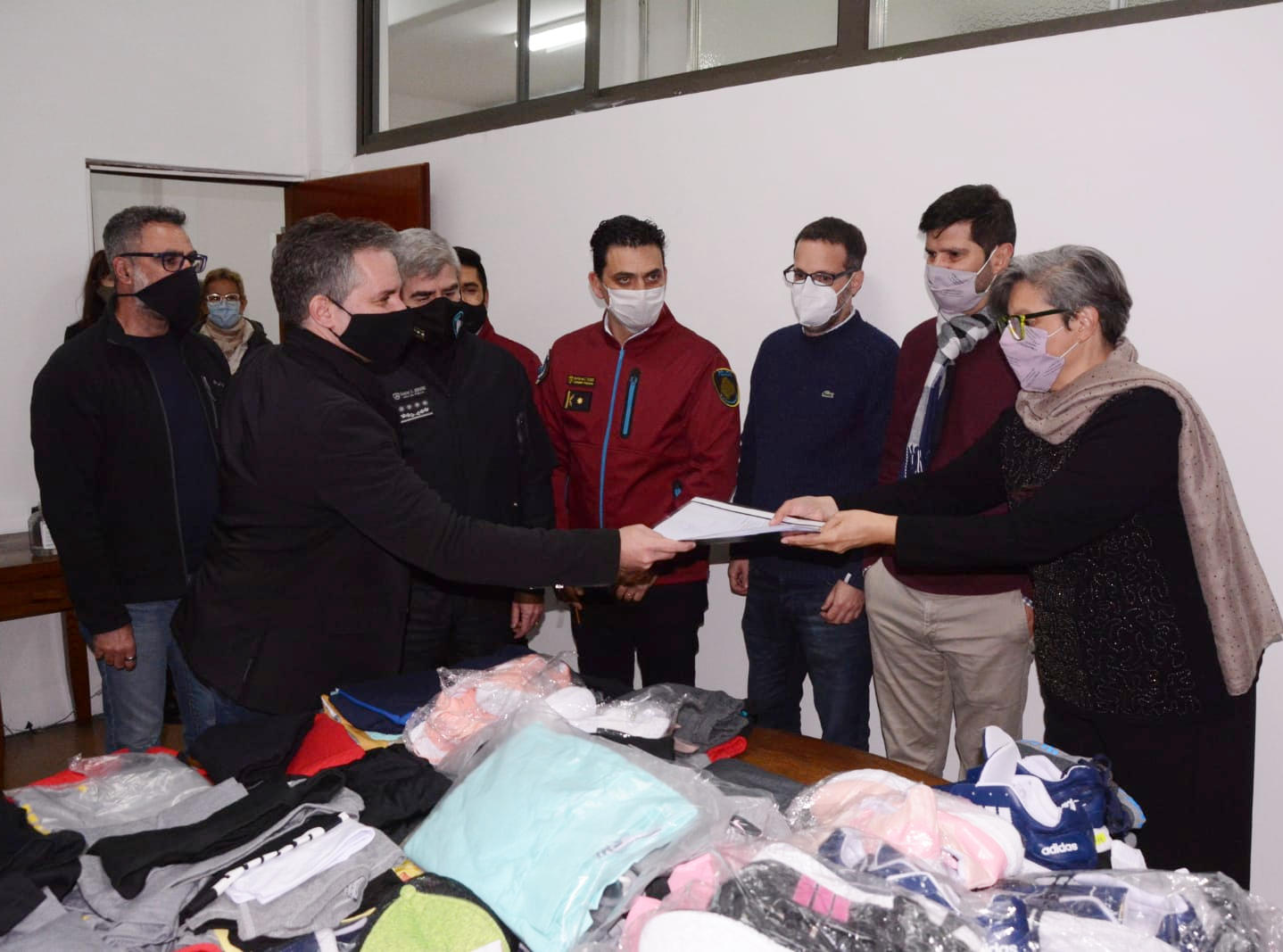 Donación de indumentaria a la Cooperadora del Hospital Rivadavia