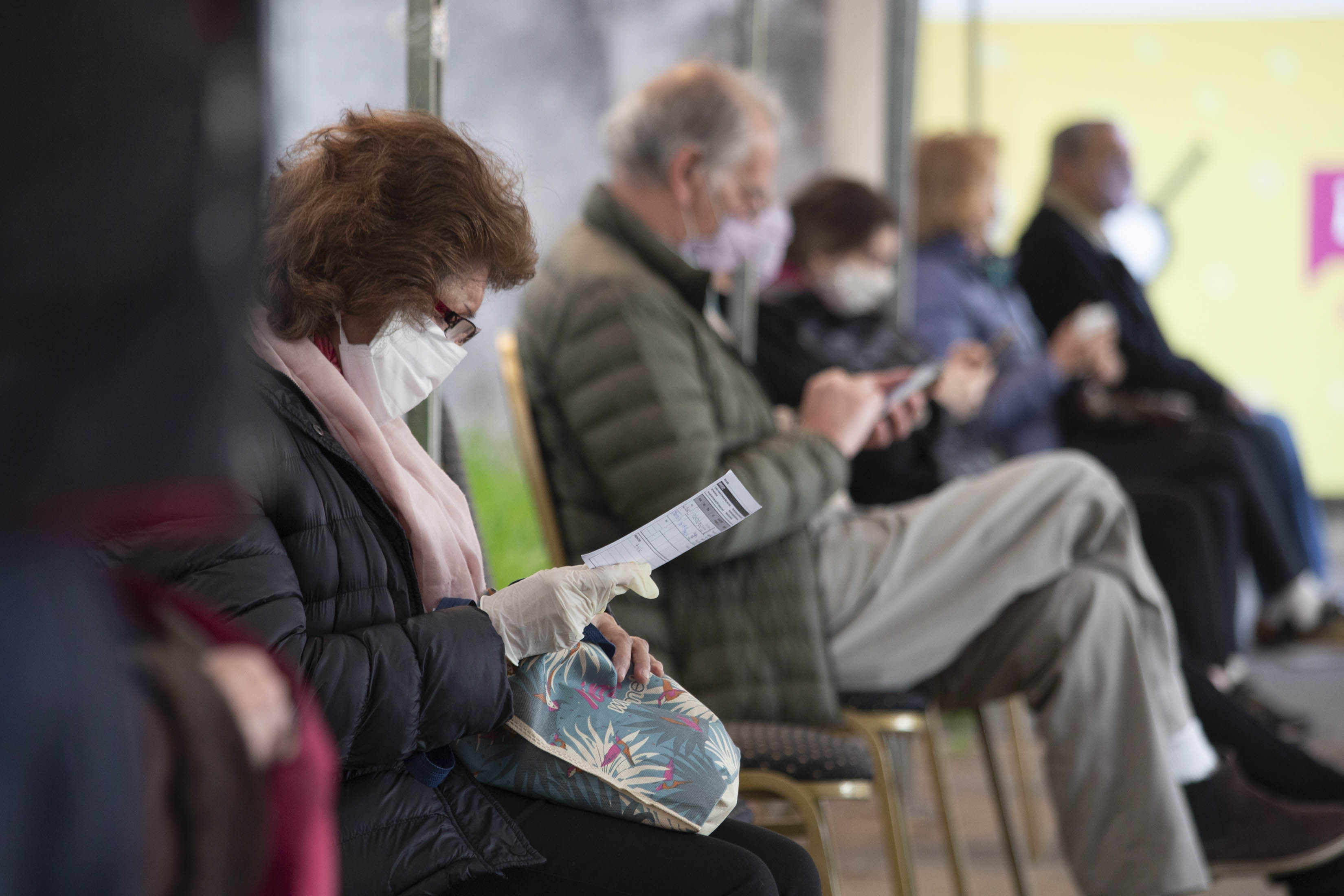 Vacunación COVID-19: los testimonios de los vecinos que completaron su esquema combinando inoculaciones