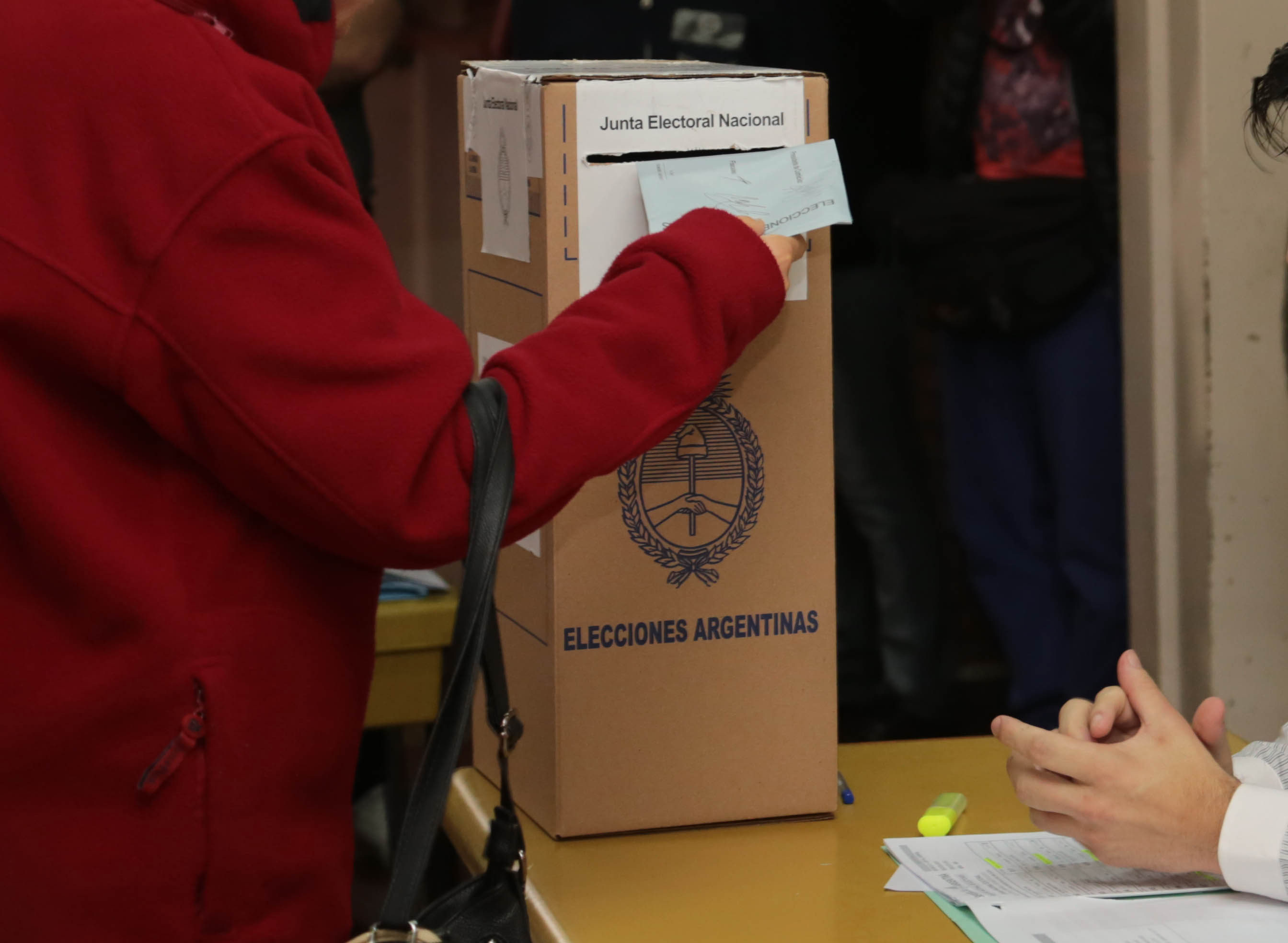 El padrón definitivo para las P.A.S.O. de este domingo