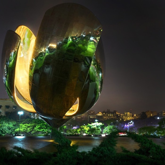 En el Día Mundial de las Víctimas de Tránsito se iluminarán 7 monumentos de la Ciudad