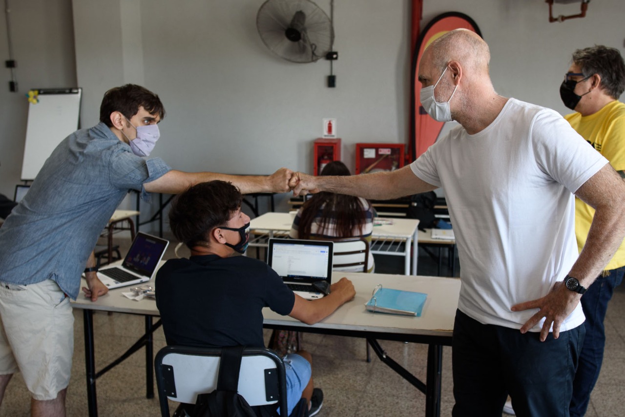 Rodríguez Larreta recorrió una Escuela de Verano en Nueva Pompeya