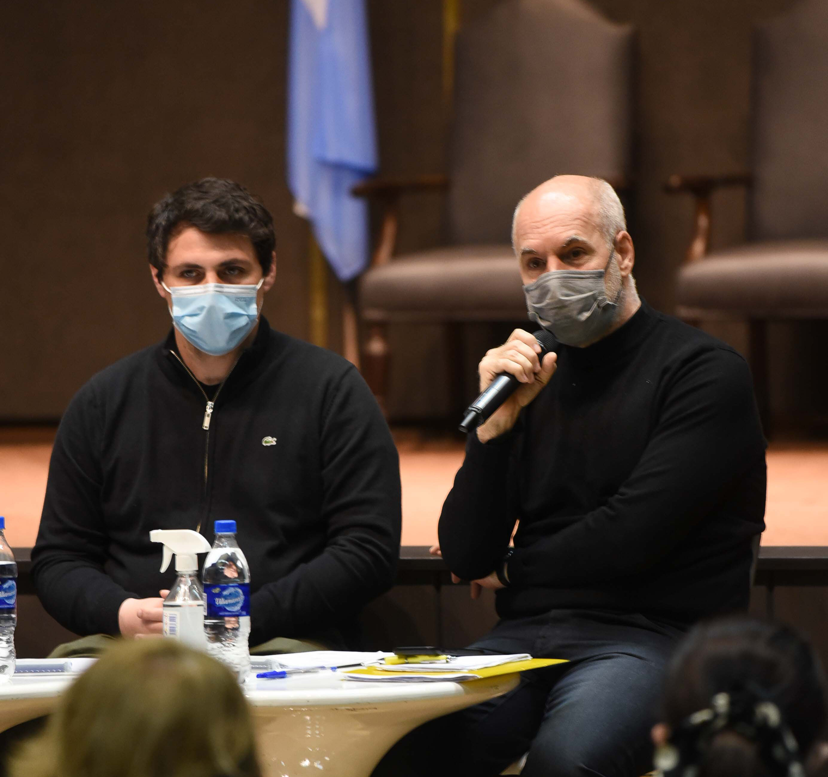 Reunión de vecinos y vecinas de Palermo con Horacio