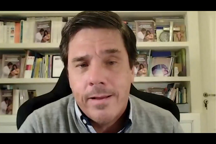 Hablamos de crianza en tiempos de pandemia con el Dr. Montes de Oca