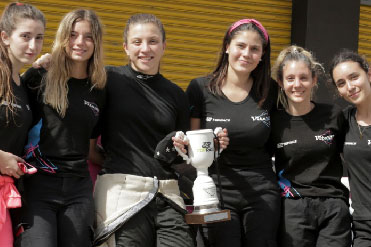 Conociste al primer equipo de automovilismo argentino de mujeres
