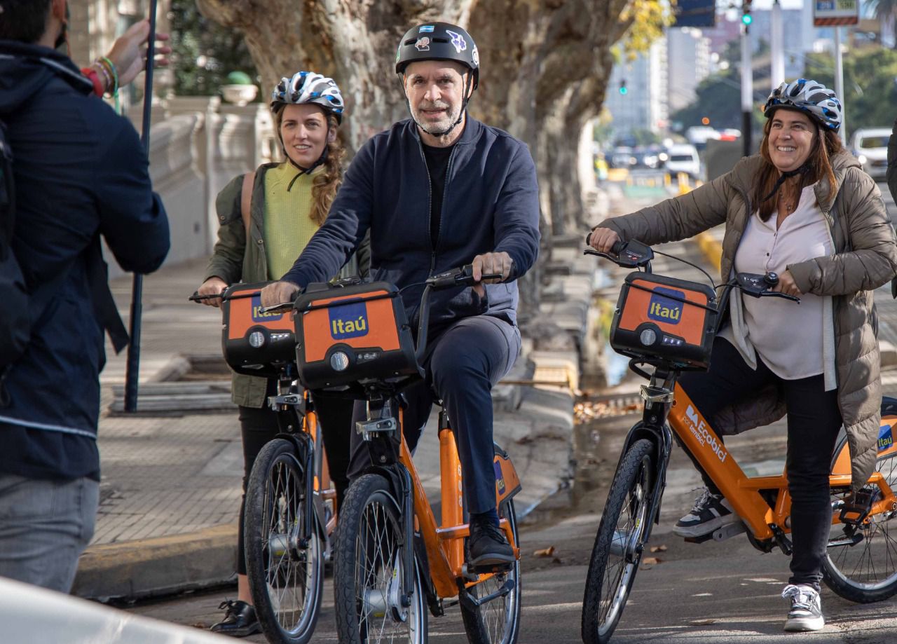 Una recorrida por el primer tramo habilitado de la Calle Compartida Libertador 