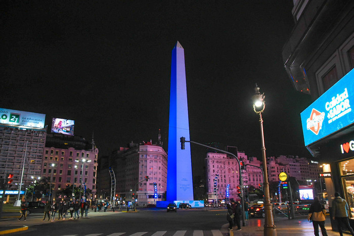La Ciudad celebra el Día de la Bandera con una Feria Patria en Avenida de Mayo