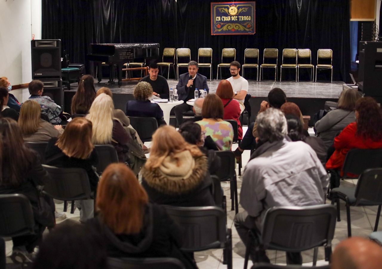 Las reuniones con vecinos llegan a todas las comunas