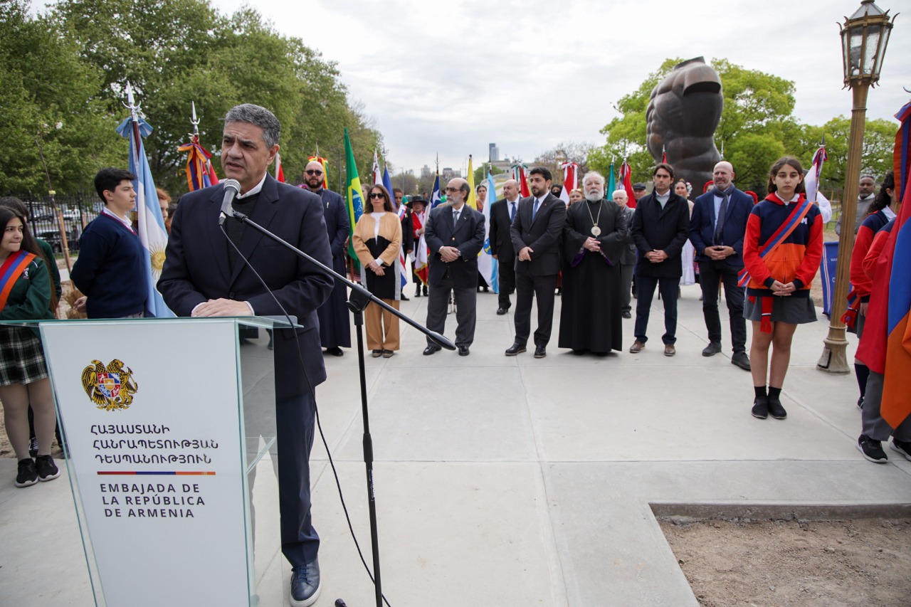 Se celebró el 31 aniversario de la Independencia de Armenia