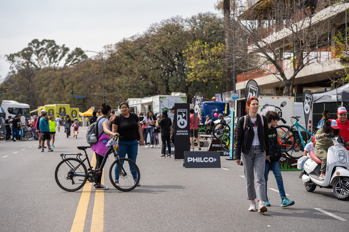 Boom‌ of bikes: ‌ ‌The trips‌ and the‌ ‌women‌ ‌cyclists‌ ‌who circulate‌ ‌the‌ ‌new‌ ‌bike lanes of ‌Corrientes‌ ‌and ‌Córdoba avenues are multiplying