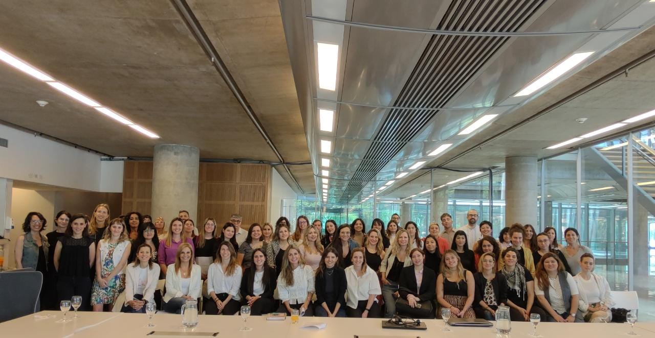 Queremos transformar vidas y hacerlo en equipo, ¿y si compartimos nuestras experiencias? 