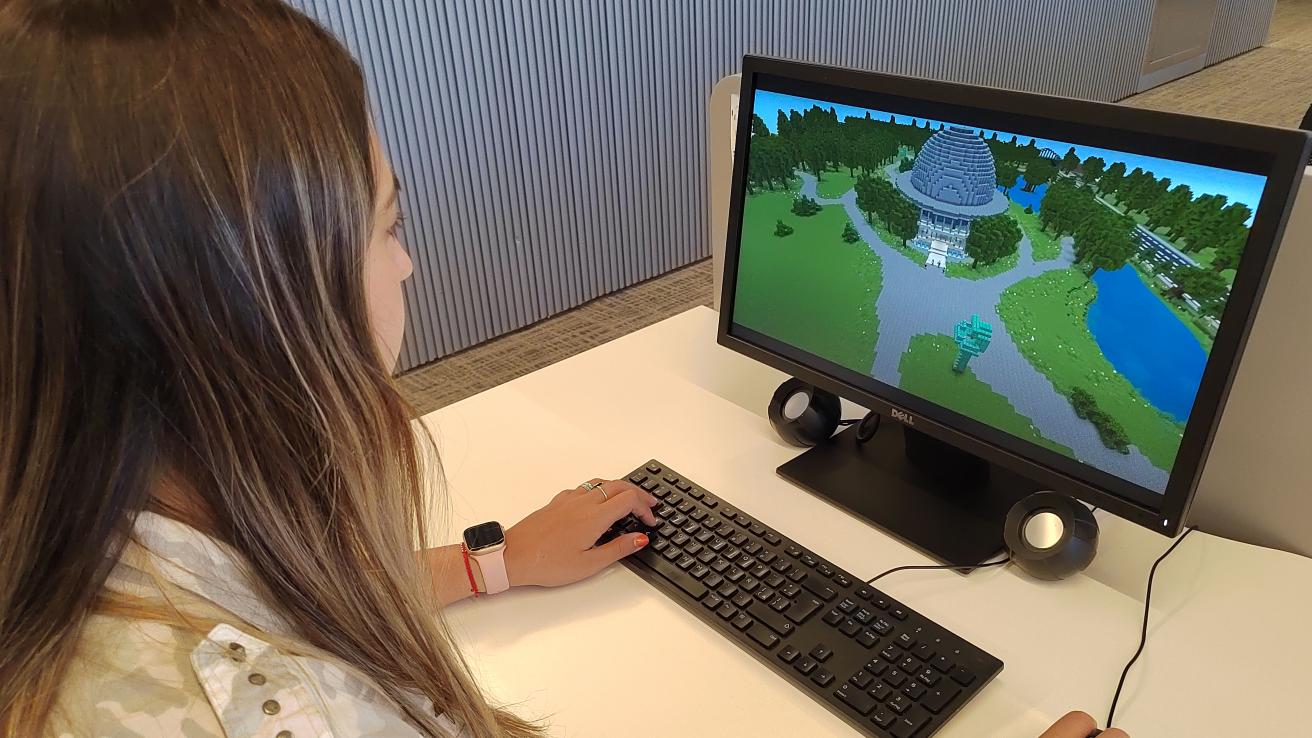 Escuelas Reinventando Buenos Aires 2023 con Minecraft Education