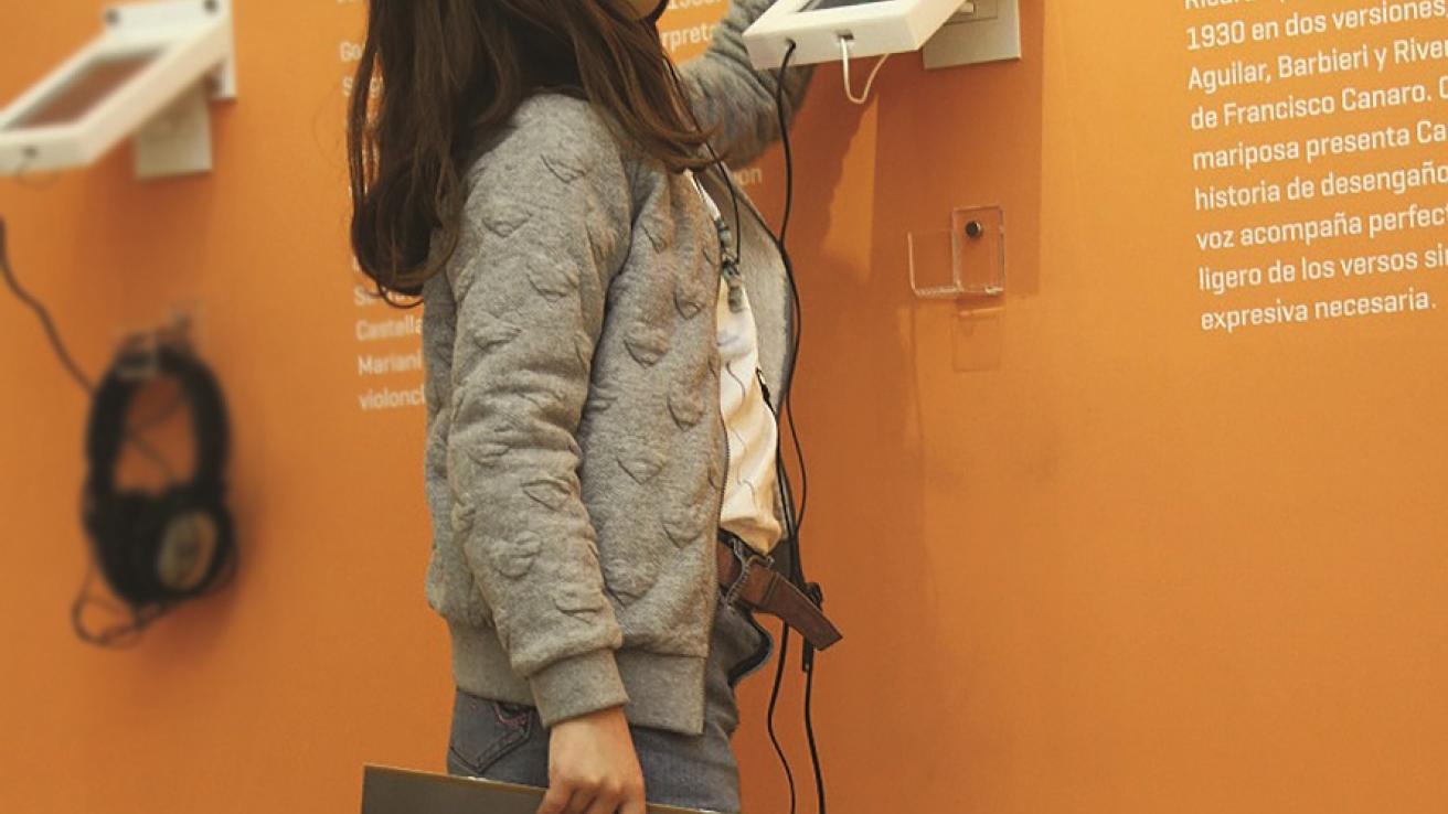 Nena en el Museo Gardel