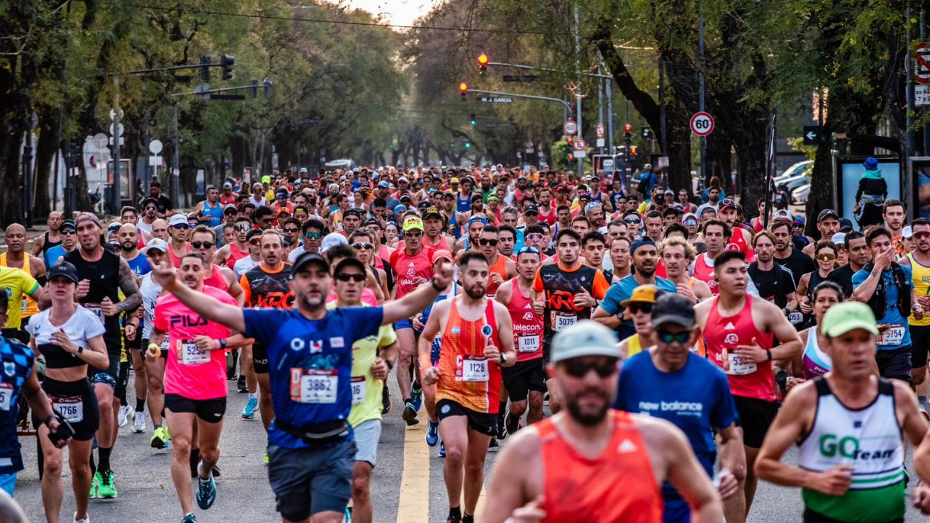 Todo lo que hay que saber sobre los 42k de la Ciudad: récord de inscriptos, cortes de calle y recorrido