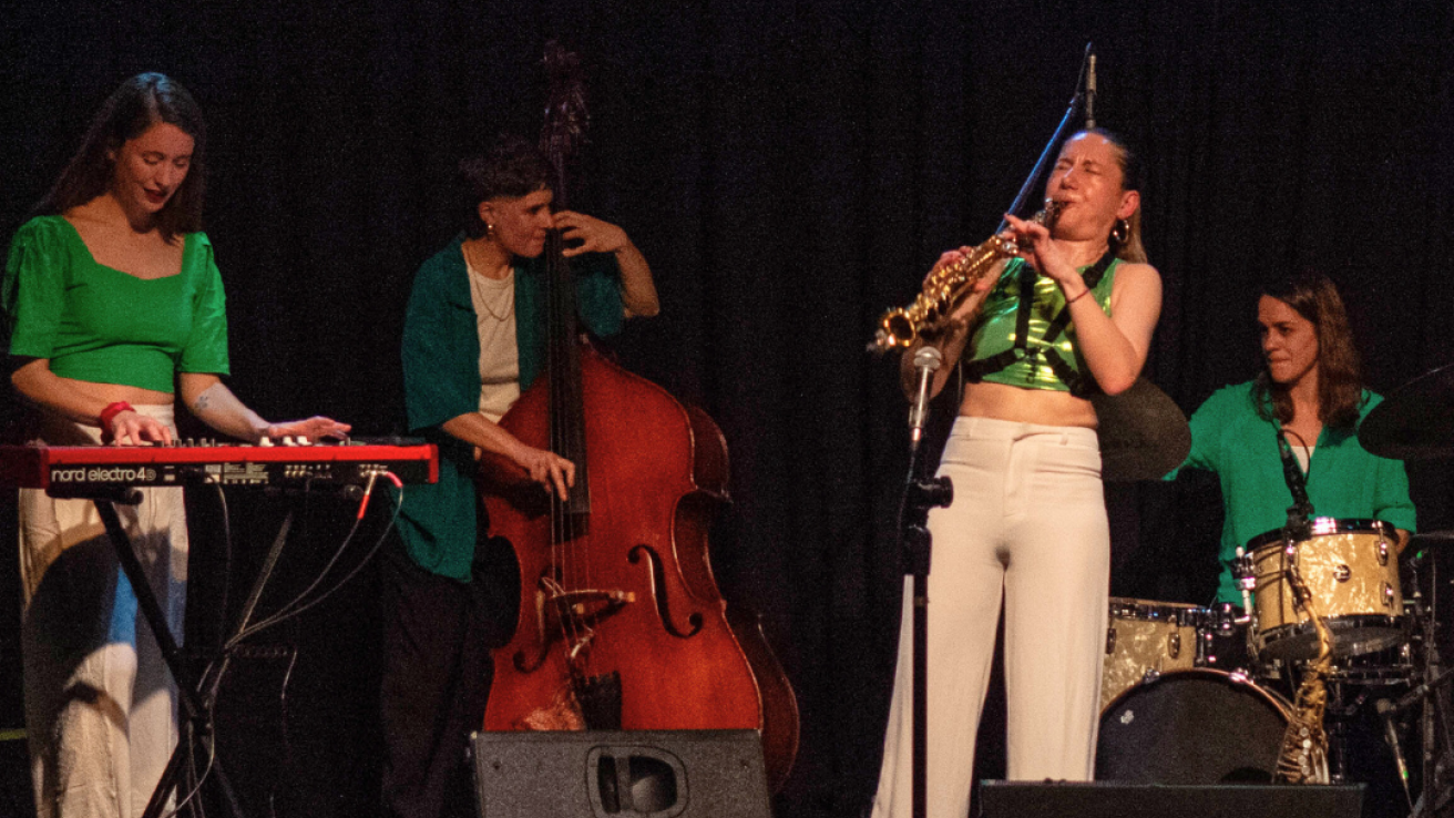 Ladies Jazz x Yamile Burich