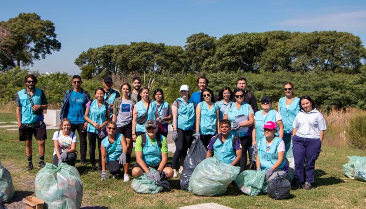 jornada de limpieza y concientización en el Parque Indoamericano