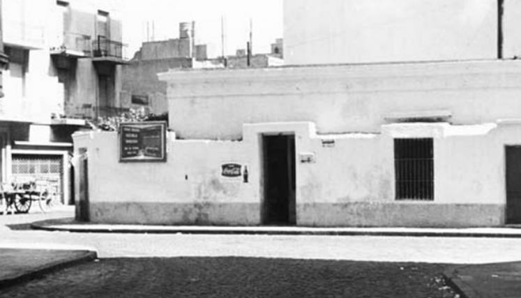 03-Balcarce y San Lorenzo, Hotel y Café Caldas del Rey, 1960.jpg