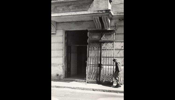 Foto 1-Casa Colectiva Bernardino Rivadavia. Fuente_ Buenos Aires Museo.jpg