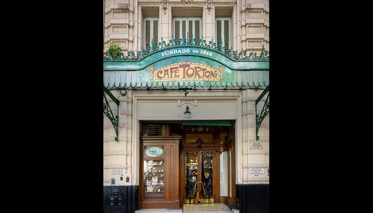 Foto 3-Café Tortoni. Fuente_ Casco Histórico.jpg